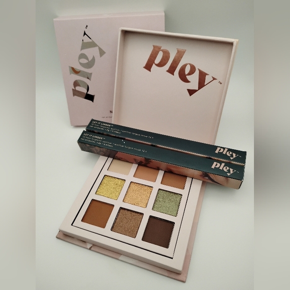 Pley Other - Pley Eyeshadow Palette with Lip Liner In Flora And Firewood Bundle BNIB